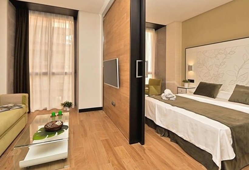 آپارتمان لوکس 1 خوابه, Apartamentos Suites Oficentro Deluxe