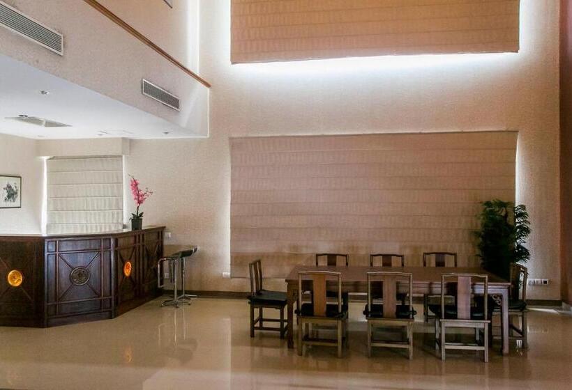 اتاق سوپریور, Lagos Oriental