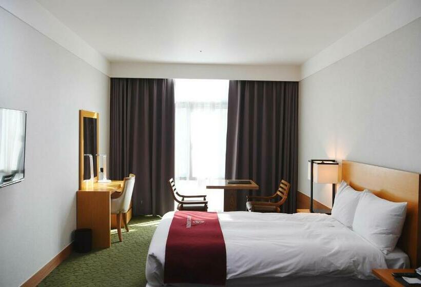 غرفة ديلوكس, Laonzena