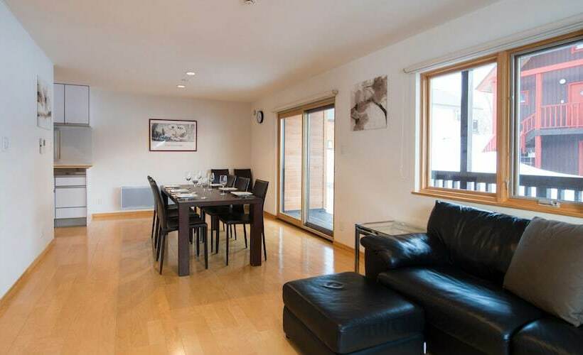 کلبه ییلاقی, Country Resort Niseko