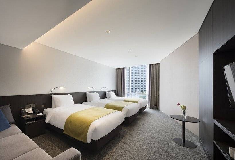 Quarto Triplo Estandar, Nine Tree By Parnas Seoul Myeongdong 2