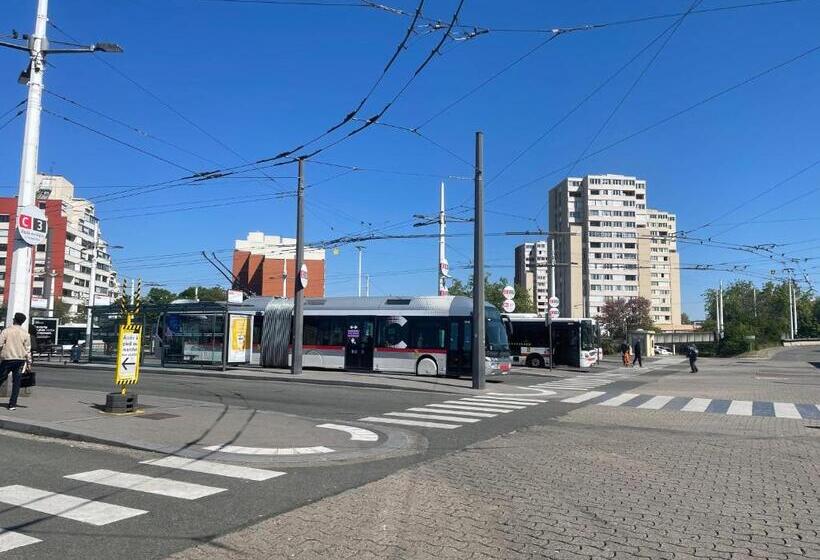 חדר אקונומי, Chambre Privée En Colocation Villeurbanne Métro Bonnevay