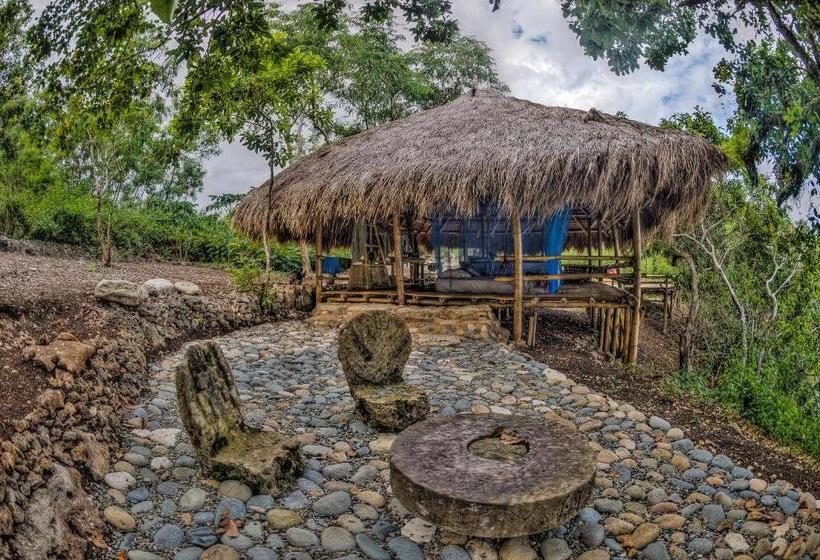 Бунгало Стандарт Вид на Море, Ngalung Kalla Retreat