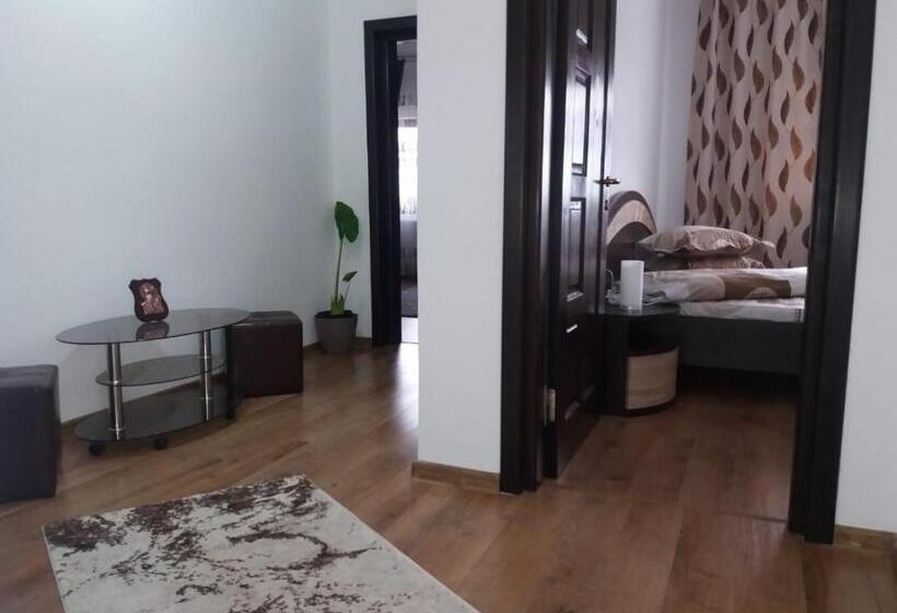 اتاق لوکس, Pensiunea Casa Nușa