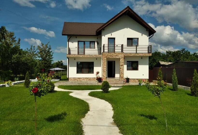 اتاق لوکس, Pensiunea Casa Nușa