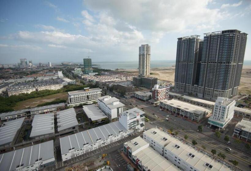 آپارتمان 1 خوابه با چشم‌انداز استخر, Thermospace The Wave B 13a 13 Melaka City