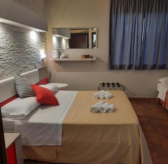 标准三人间, Giuchi Bed E Breakfast