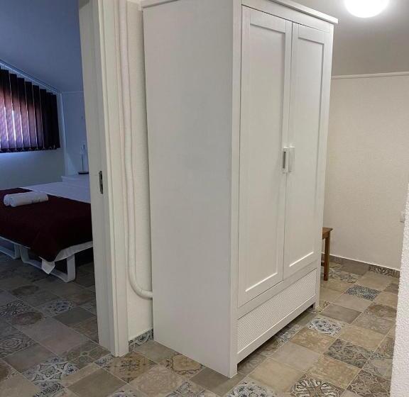 اتاق استاندارد, Pensiunea Casa Albă