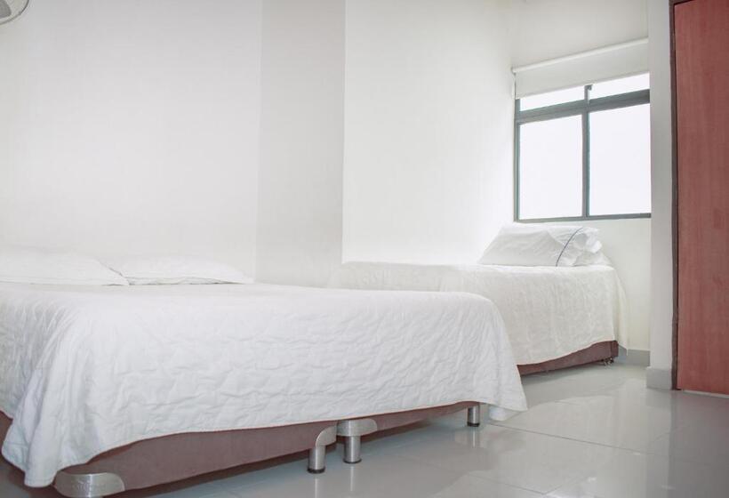 اتاق استاندارد سه نفره, Casa Hotel Alnor