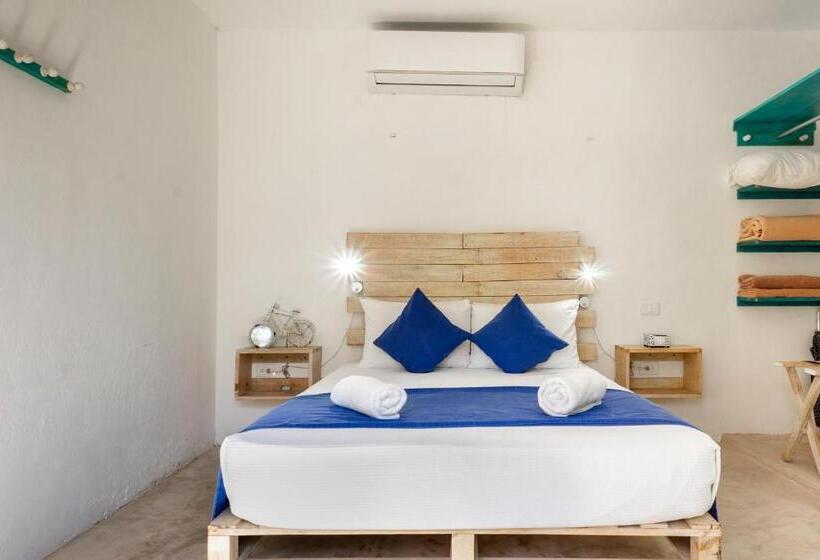 استودیوی لوکس, Casa Toloc Tulum