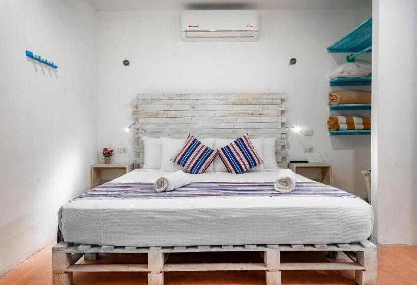 استودیوی سوپریور, Casa Toloc Tulum
