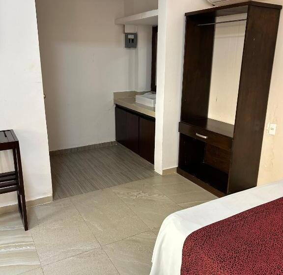 デラックススイート, Real Caribe Inn
