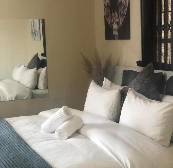 Люкс Повышенной Комфортности, Bedfordview Accommodation