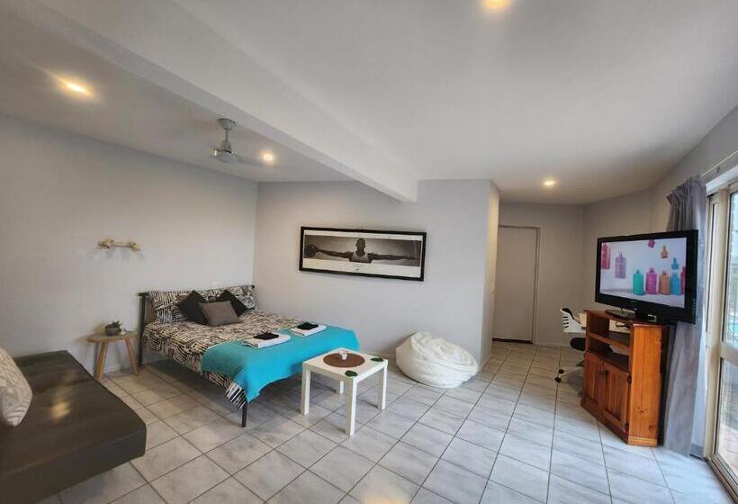 패밀리 스위트, Self Contained Guesthouse For 7ppl, W Pool