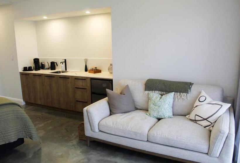 Люкс Повышенной Комфортности, Ahuru House
