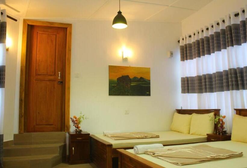 Семейный Номер, Triniton Holiday Villas