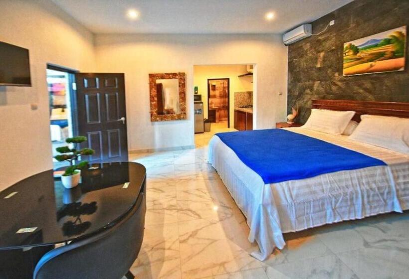 استودیوی لوکس, Serendipity Bali