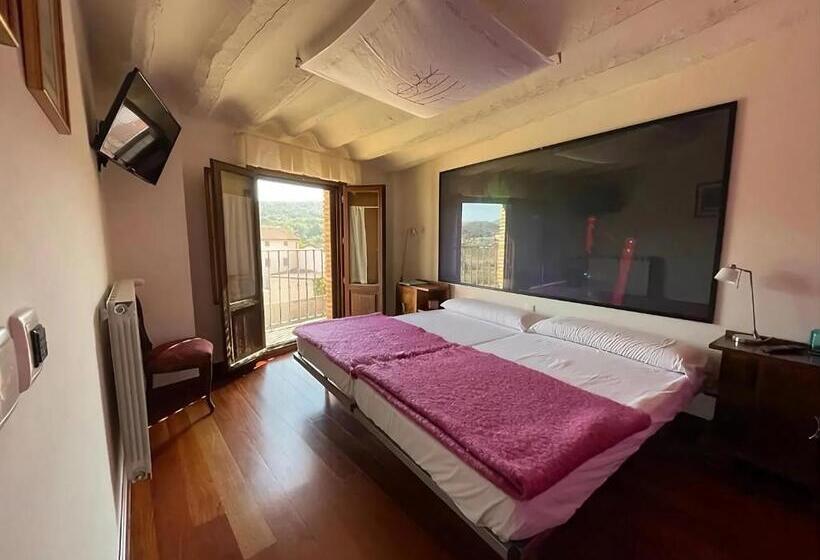 Номер Deluxe с Балконом, Alojamiento Rural Coliving Sojuela