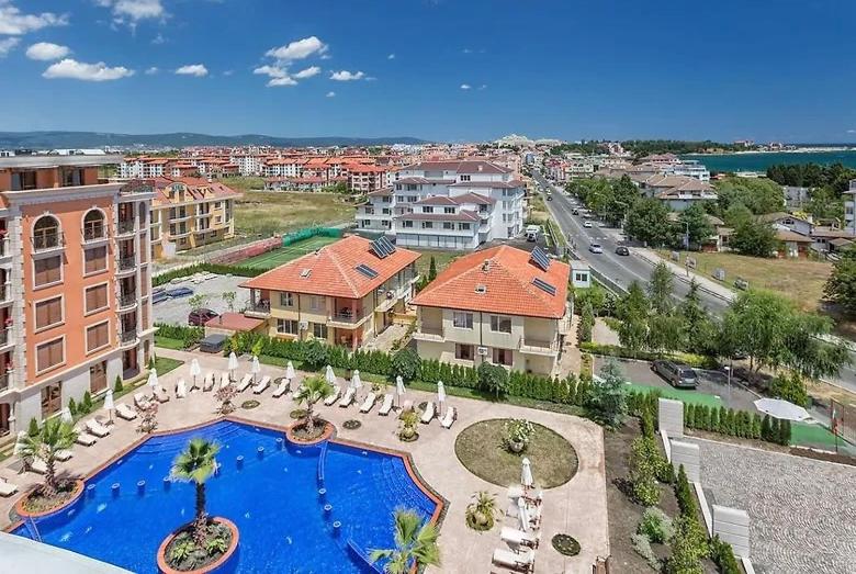 Студия Deluxe, Cascadas Ravda