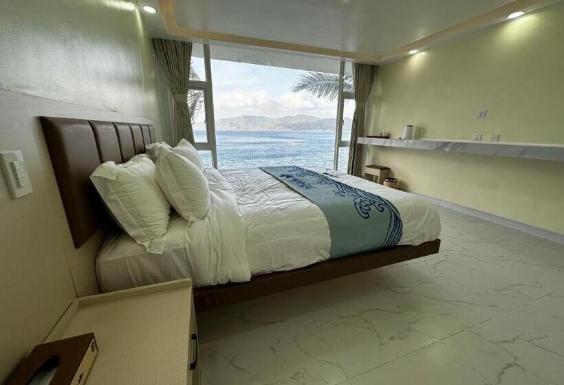 Номер Deluxe Вид на Море, Luckytito Anilao Resort