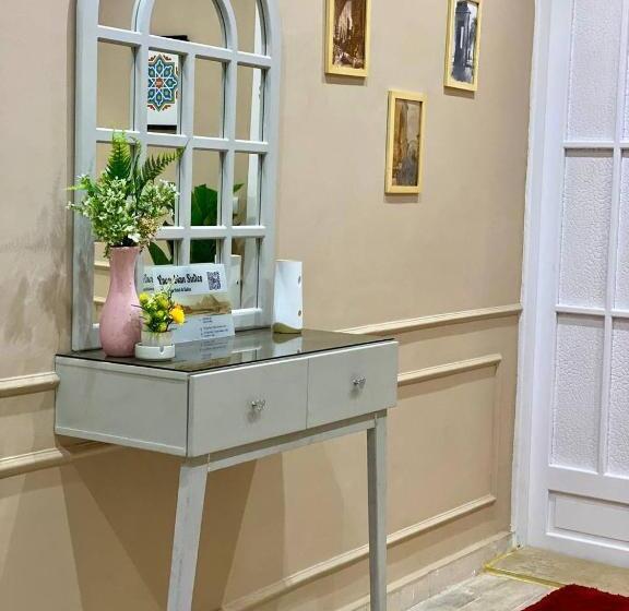 سوئیت 2 خوابه, Yacoubian Suites