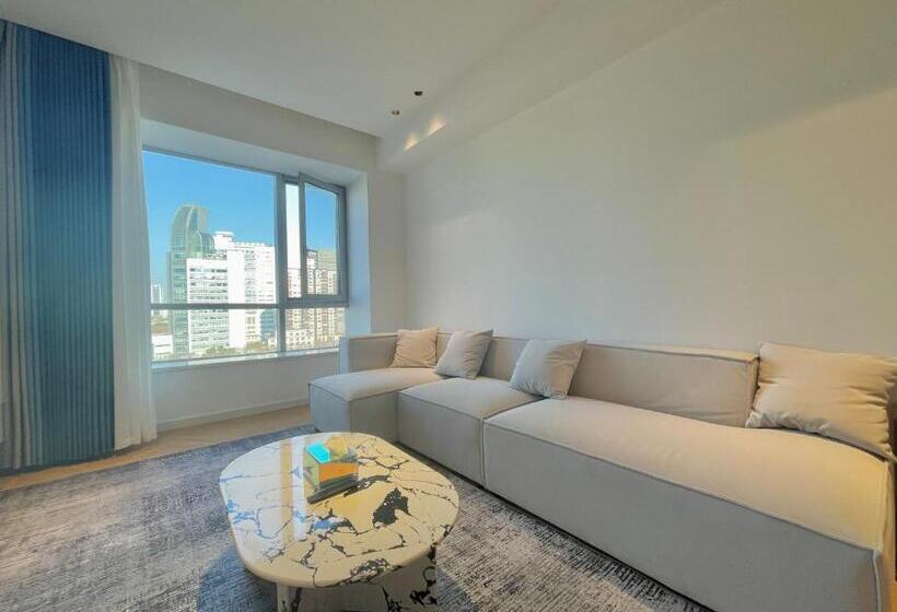 استودیوی لوکس, Zhome Count Luxury Apartment