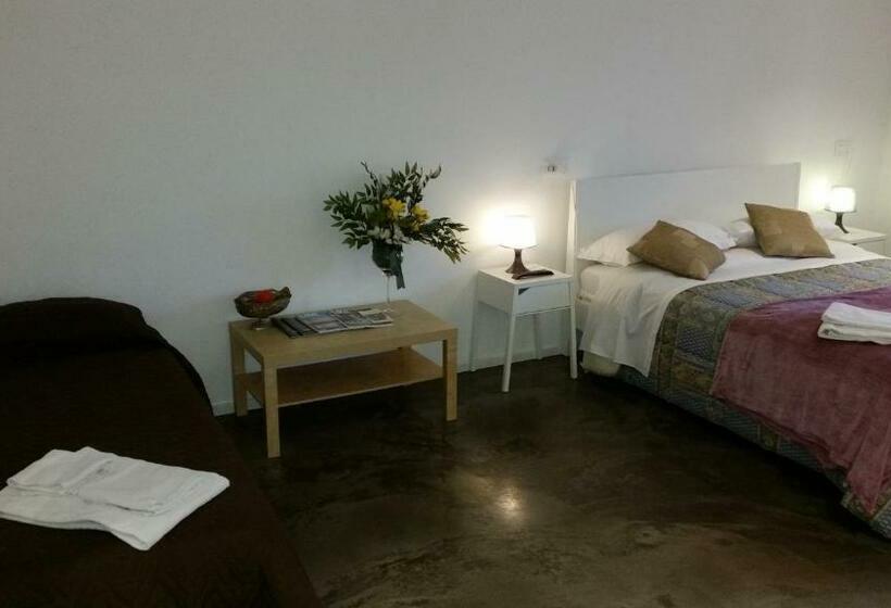 اتاق سوپریور سه تخته, Palermo Rooms