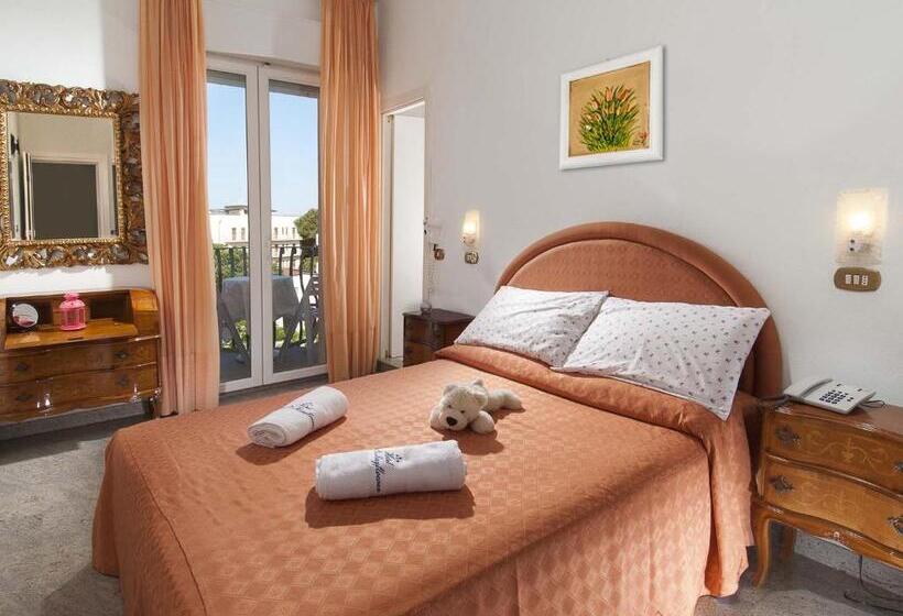 Quarto Estandar com Sacada, Mayflower