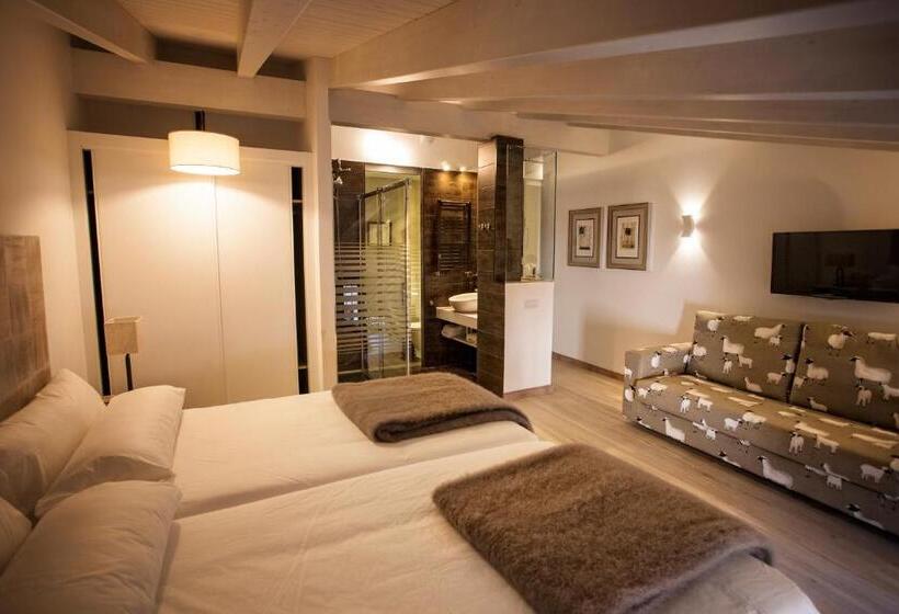 Junior Suite, Pura Vida