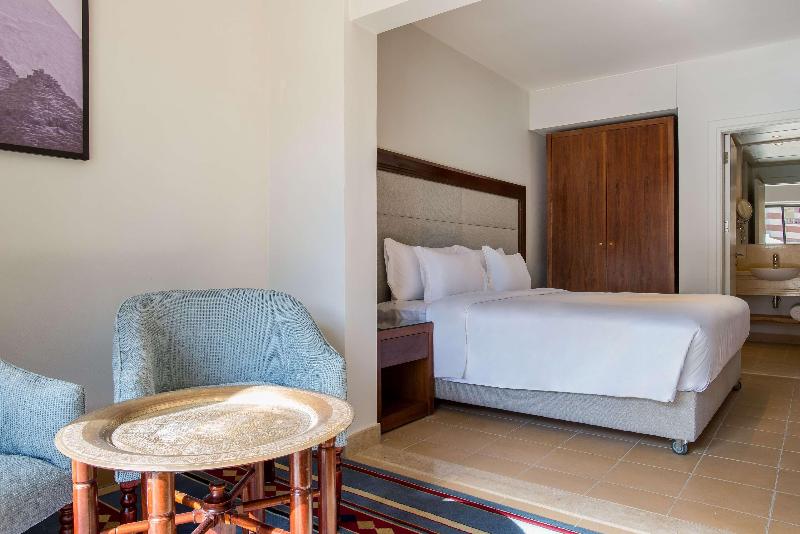 اتاق سوپریور با چشم‌انداز استخر, Marina Resort Port Ghalib, A Member Of Radisson Individuals