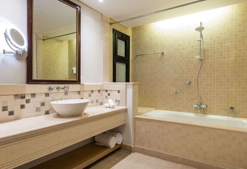 سوئیت پریمیوم, Marina Resort Port Ghalib, A Member Of Radisson Individuals