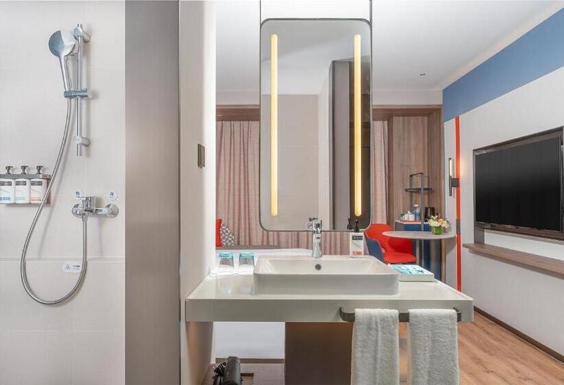 Стандартный Номер Кровать Кинг, Holiday Inn Express Xiamen Jimei New Town By Ihg