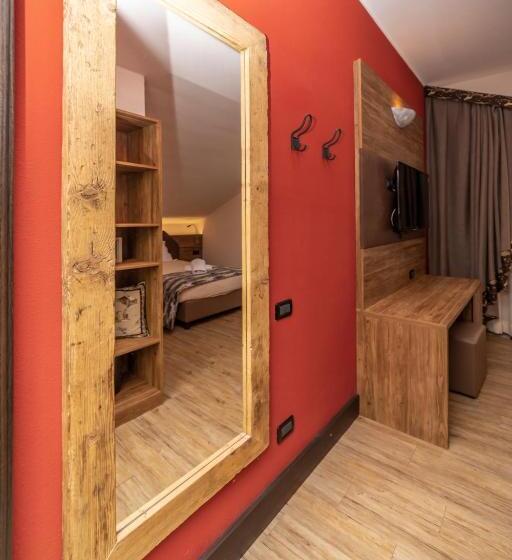 اتاق استاندارد, Hotiday Chalet Sestriere Vialattea