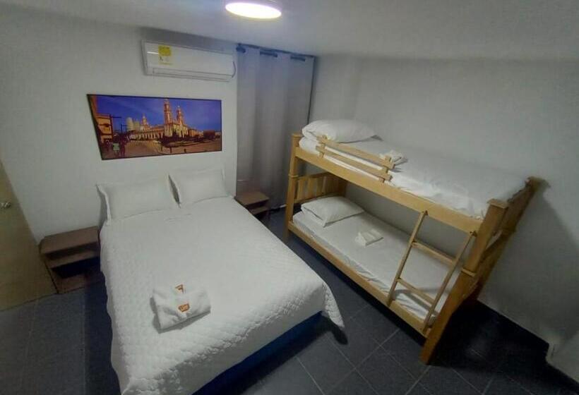 Семейный Номер, Casa Hotel Yemi