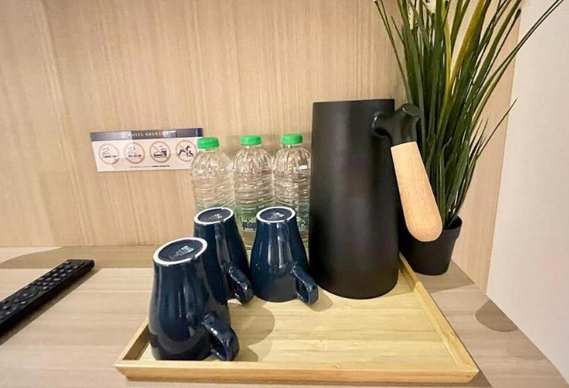 اتاق لوکس سه تخته, Brynton At Centrum