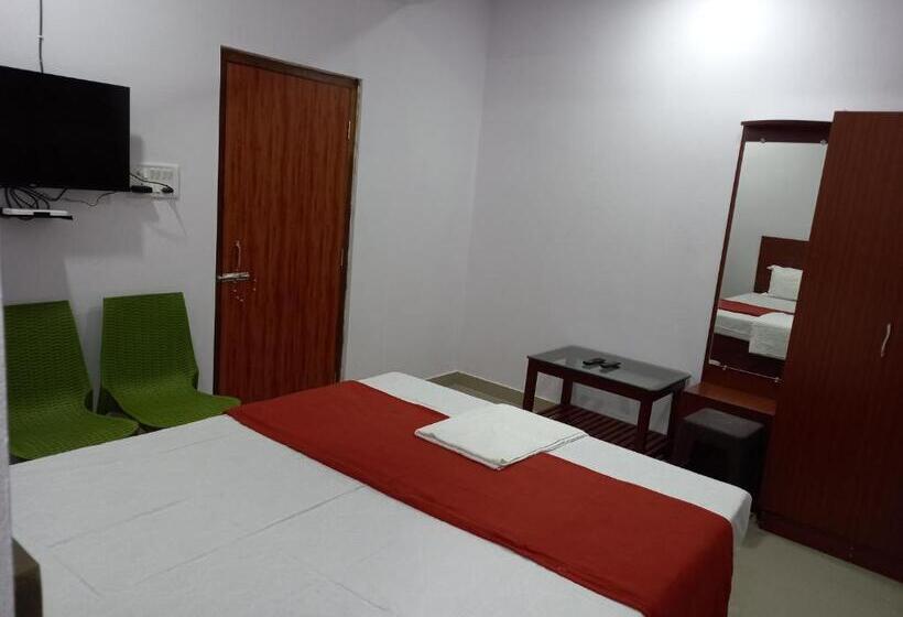 스탠다드 룸, Veeras Home Stay