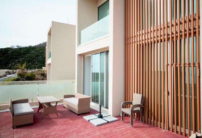 آپارتمان 2 خوابه با چشم‌انداز دریا, Green Coast