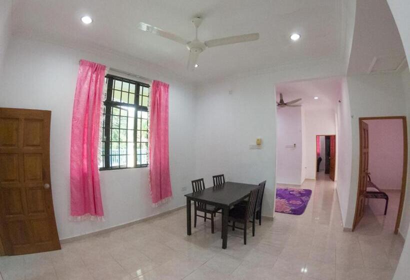 Апартаменты 1 Спальня Вид на Сад, Desa Tunjung Homestay