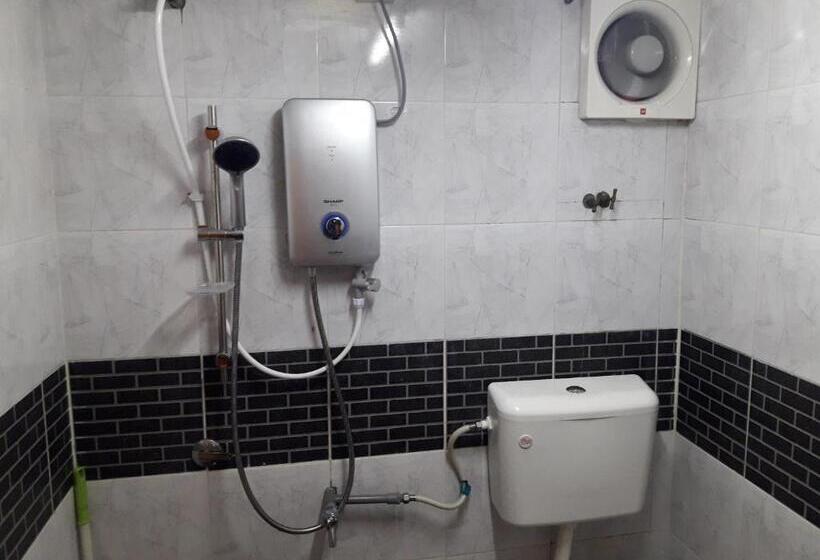 Шале 1 Спальня, Maznah Guest House