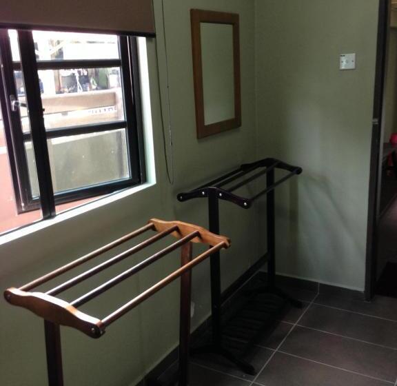 Четырехместный Номер Стандарт, Country View Inn