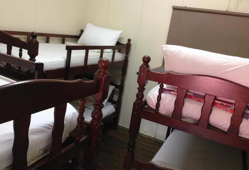 Семейный Номер, Country View Inn