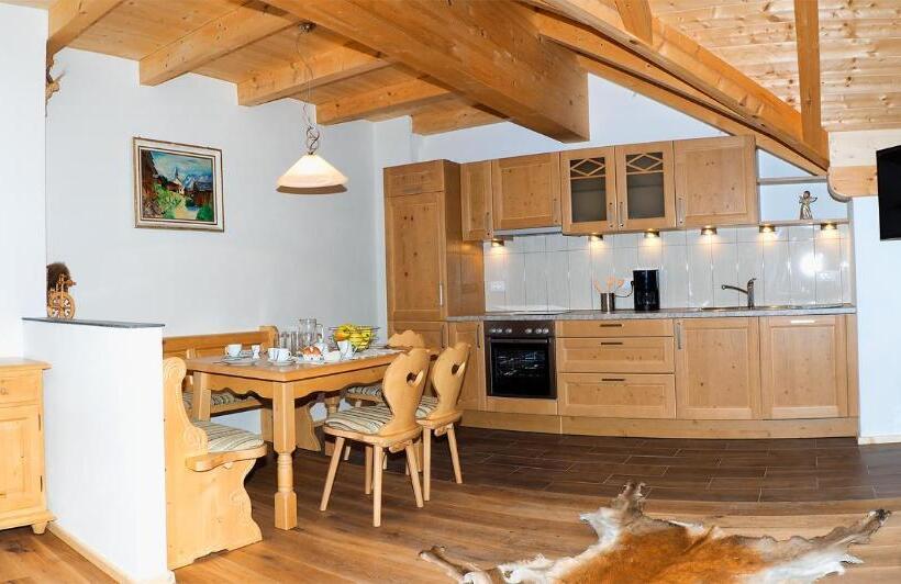 Апартаменты 2 Спальни, Niederhof