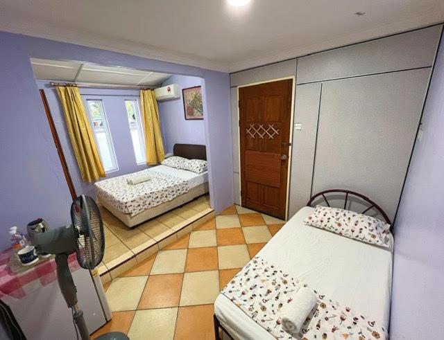Трехместный Номер Комфорт, Merdeka Guest House 2