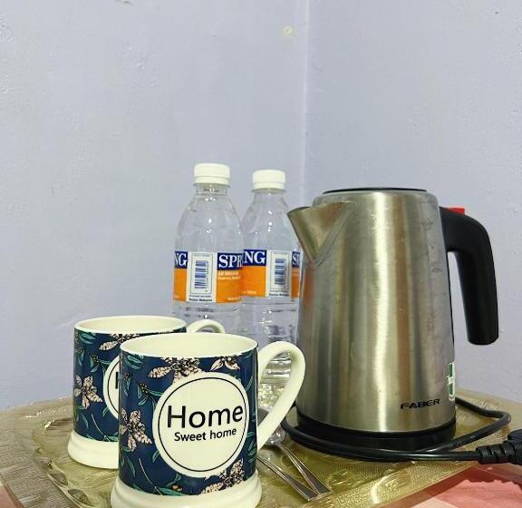 Трехместный Номер Комфорт, Merdeka Guest House 2