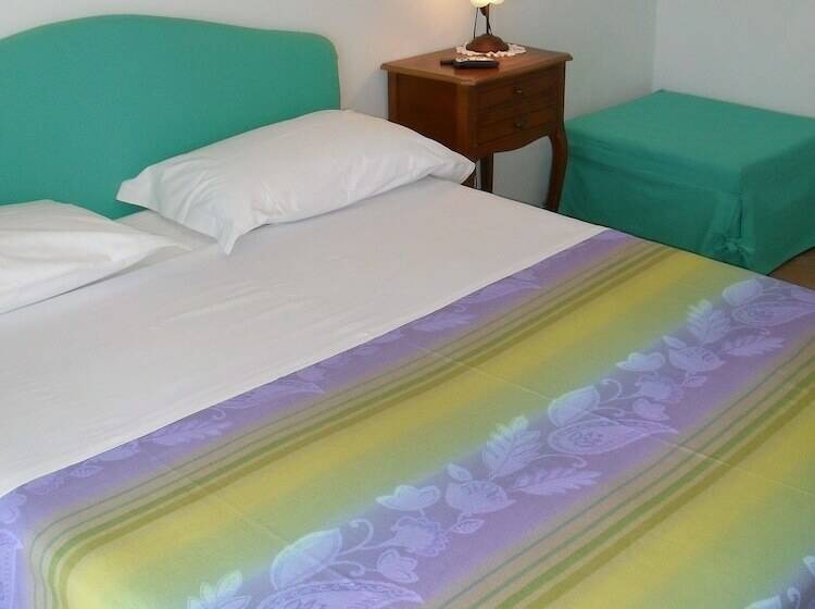 اتاق استاندارد, B&b Puntaferano