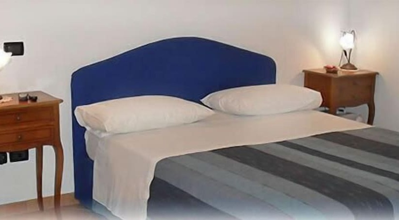 اتاق استاندارد, B&b Puntaferano
