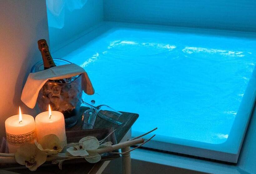 Полулюкс с Бассейном, Bellariva Monopoli B&b E Relax