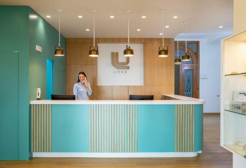 Quarto standart com varanda, Lu  Hotel Porto Pino