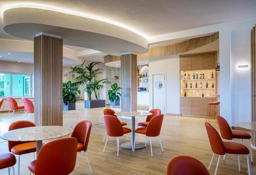 Номер Стандарт с Балконом, Lu  Hotel Porto Pino