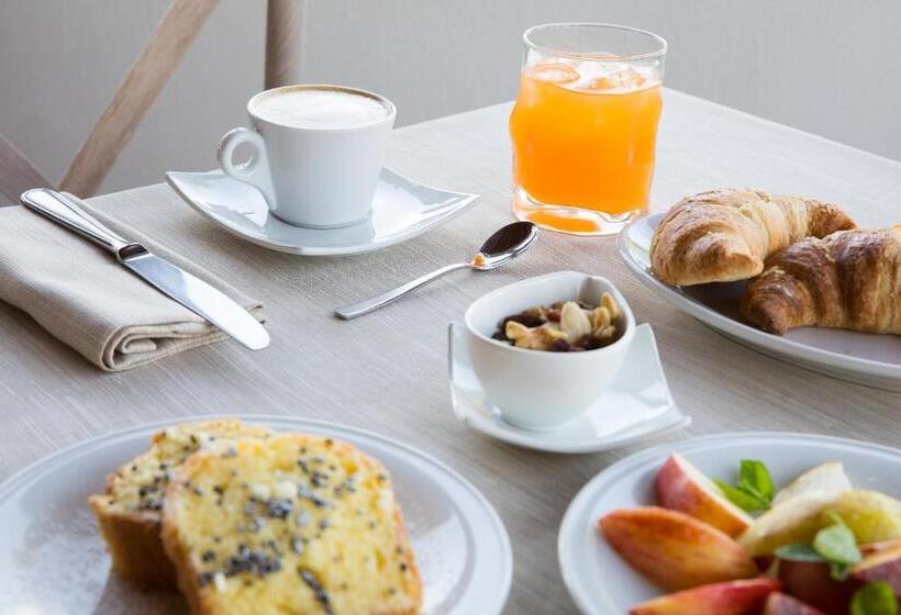 Трехместный Номер Классика, Lu  Hotel Porto Pino